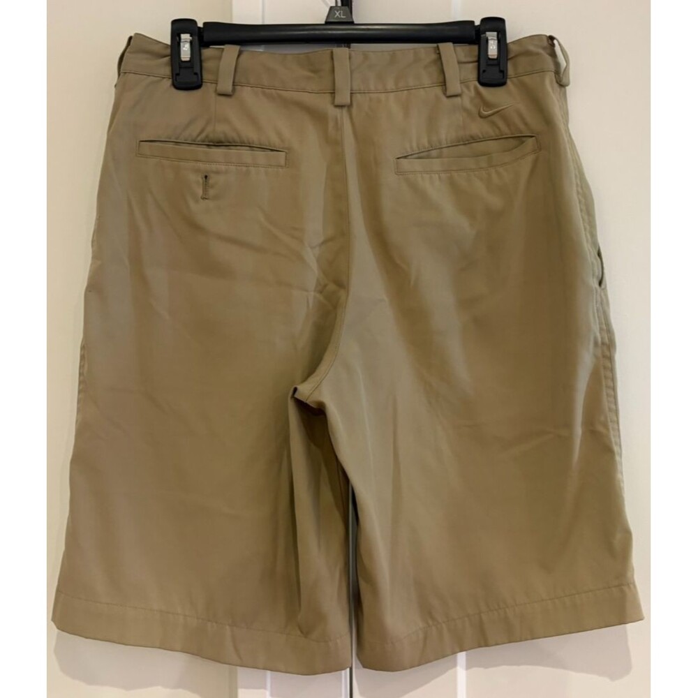 NIKE Golf Shorts Mens Size 30 Dry Fit Light Khaki Tan Stretch Flat Front Pockets